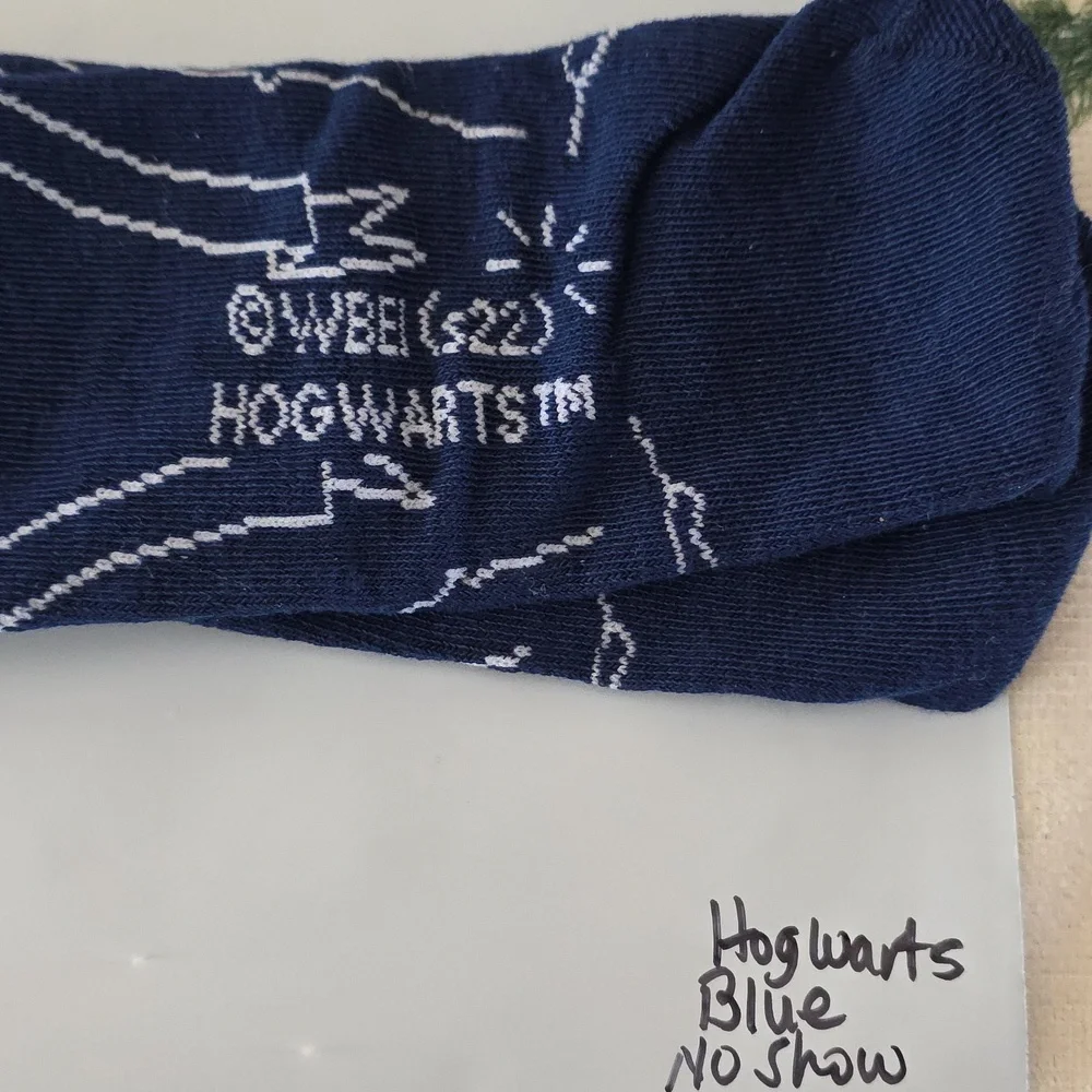 Harry Potter, Hogwarts No Show Mens Socks, Size 6-12 Blue